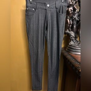 NWOT Yelete Leggings